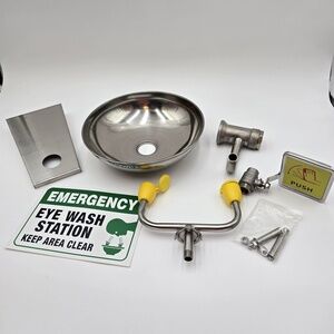 Vertical Stainless Steel Emergency Eye Wash Station Wall Mount Laboratory Safety